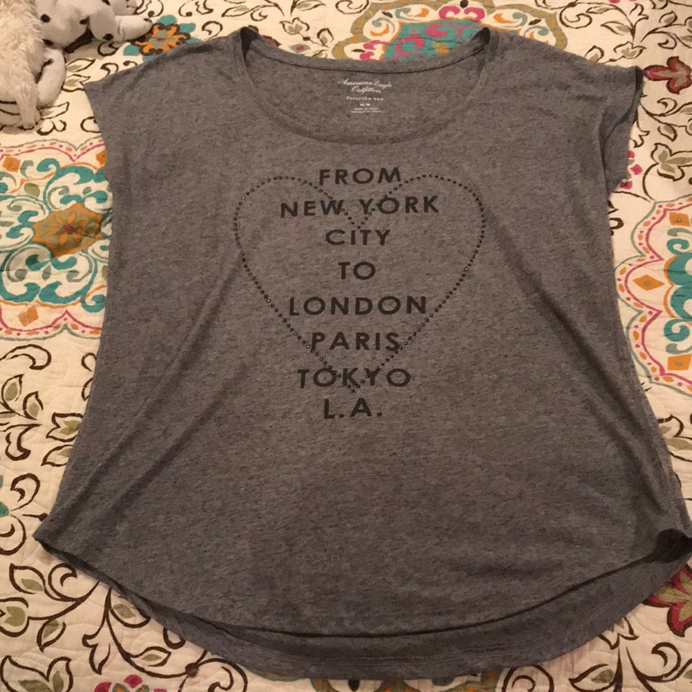 American Eagle favorite tee